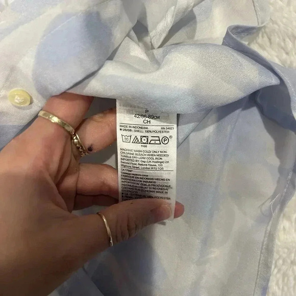 Banana Republic‎ Women’s Blue Casual Office Blouse Bundle of 2 Size Small - Picture 4 of 9